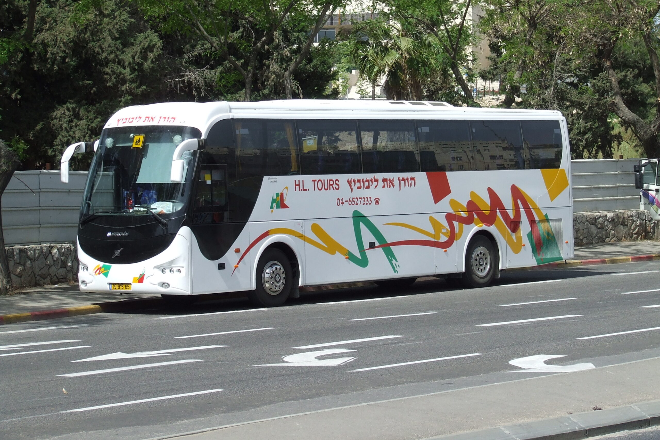 אוטבוס תיירותי | אפולו | מרכבים .[ הורן את ליבוביץ | ירושלים