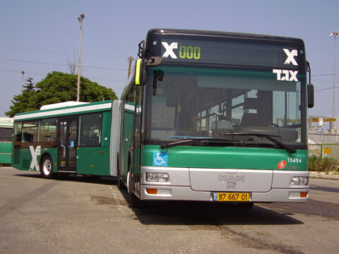 אוטובוס מדגם MAN NG363F של חברת הארגז ביומו הראשון על הכביש | חולון