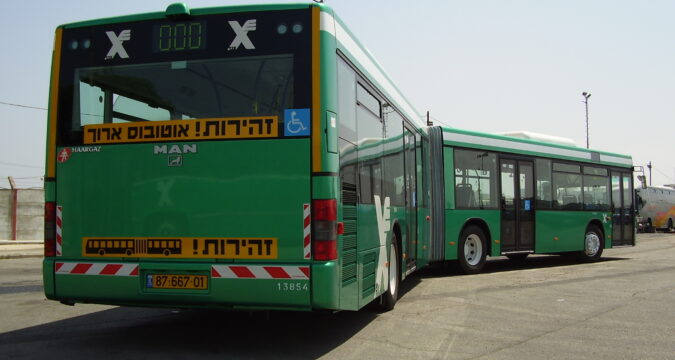 אוטובוס מדגם MAN NG363F של חברת הארגז ביומו הראשון על הכביש | חולון | הארגז תחבורה