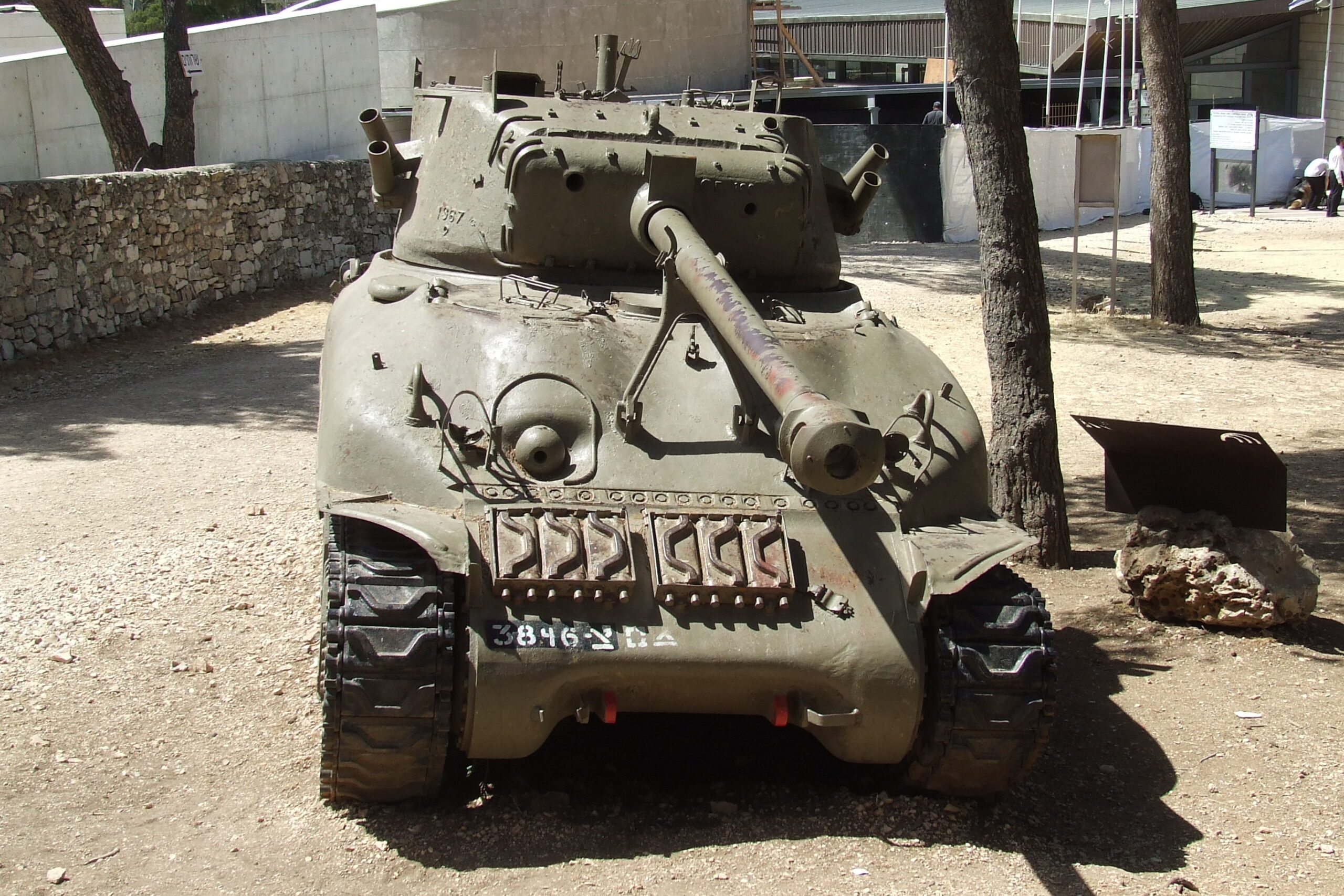 טנק | שרמן M4 | הקרב בגבעת התחמושת | ירושלים