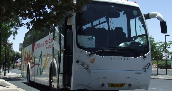 אוטובוס תיירותי | וולוו | מרכב מטאור | מרכבים | הורן את ליבוביץ | ירושלים