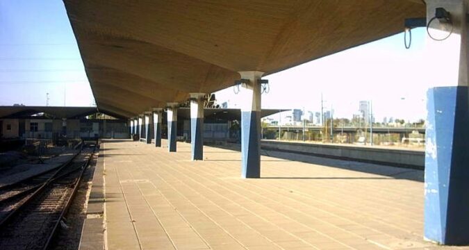 תחנת רכבת תל אביב דרום | מבנים נטושים | תל אביב | אדריכלות | תחבורה ציבורית