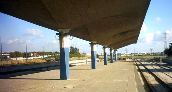 תחנת רכבת תל אביב דרום | מבנים נטושים | תל אביב | אדריכלות | תחבורה ציבורית